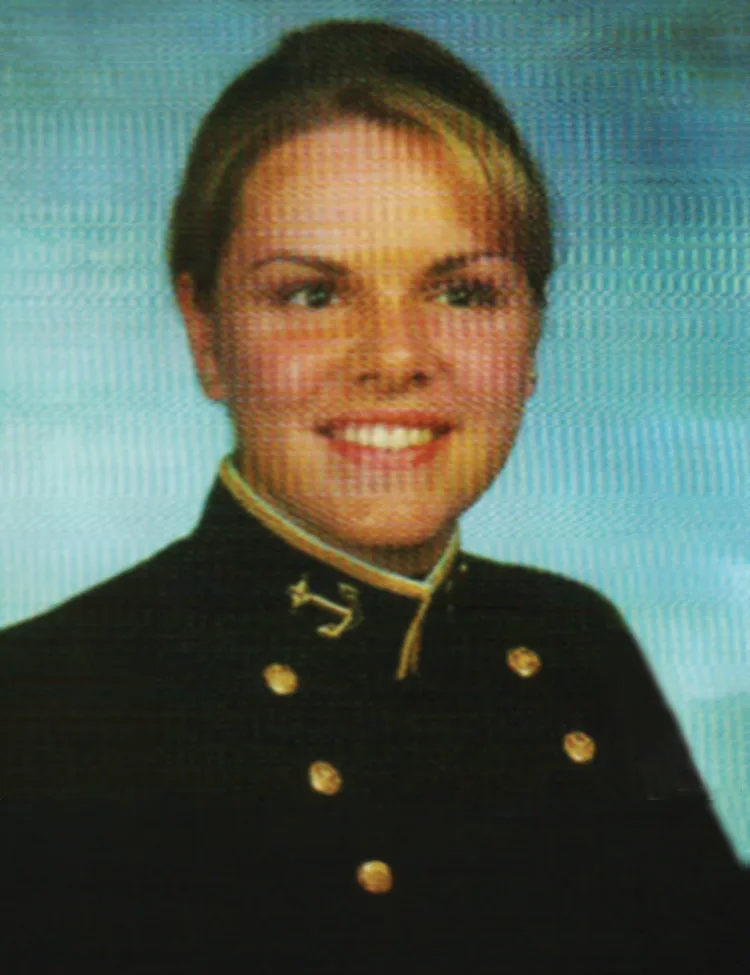 Captain Jennifer J. Harris ’00, USMC